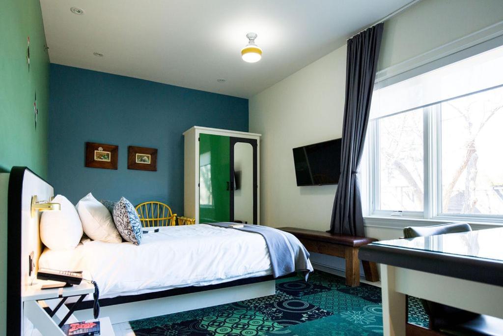 Drake Devonshire And Motor Inn Wellington Exterior photo